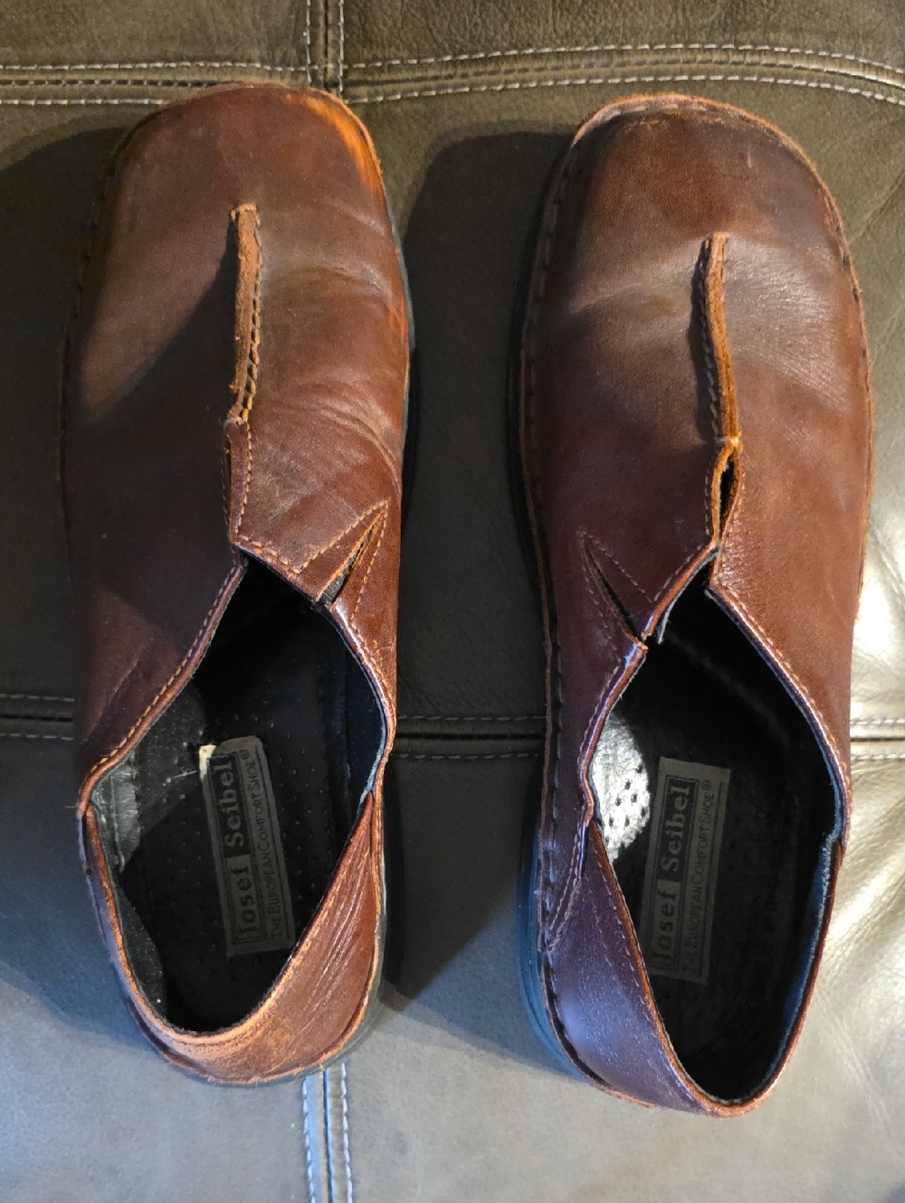 Josef Seibel Men's Chestnut Brown Leather Slip-On Loafers